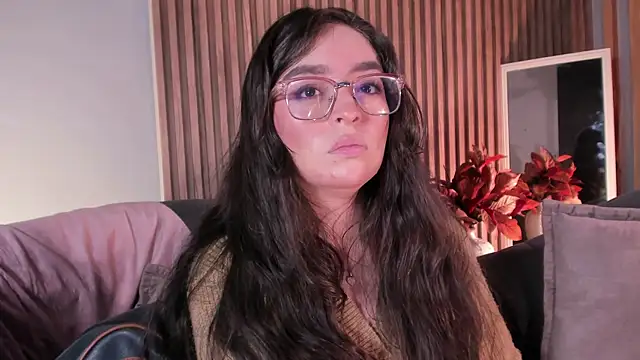 Eva Macalliter online show from March 20, 2026, 3:11 am