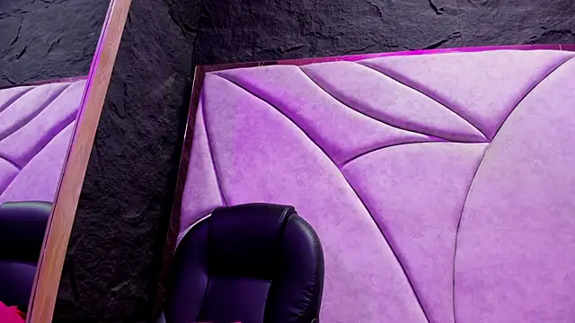 Snapshot of HornySlut69_ chatting on February 26, 2026, 5:56 pm HornySlut69 online show from February 26, 2026, 5:56 pm