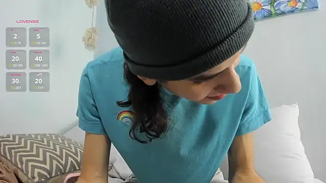 Snapshot of imcoltonalvin chatting on February 13, 2025, 2:45 am imcoltonalvin online show from February 13, 2025, 2:45 am