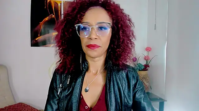 Snapshot of ScarlettMalbec chatting on October 21, 2025, 9:26 pm ScarlettMalbec online show from October 21, 2025, 9:26 pm