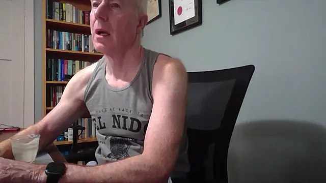 jiggy77777 online show from January 7, 2026, 9:39 pm