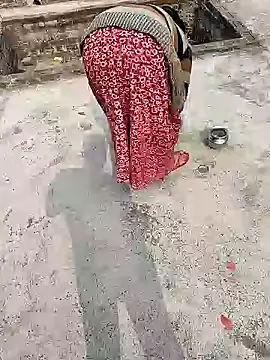 COUPLLE VILLAGE online show from January 24, 2025, 6:46 am