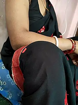 COUPLLE VILLAGE online show from March 22, 2025, 3:30 am