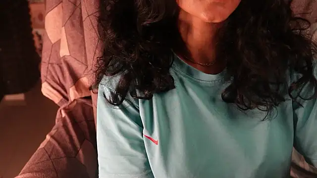 Snapshot of -AyeshaSinghania- chatting on September 17, 2025, 10:28 am -AyeshaSinghania- online show from September 17, 2025, 10:28 am