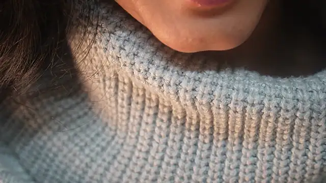 -AyeshaSinghania- online show from December 17, 2025, 5:19 pm