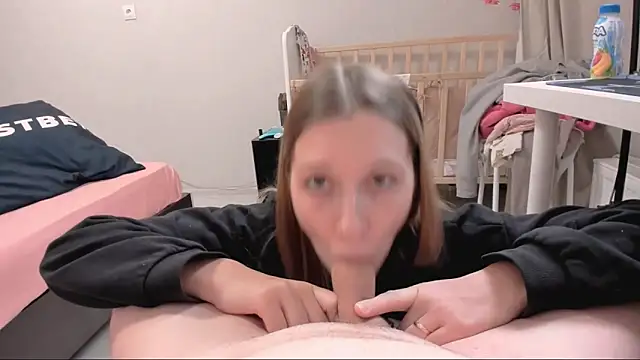 OliviaLukas online show from March 3, 2026, 2:56 pm