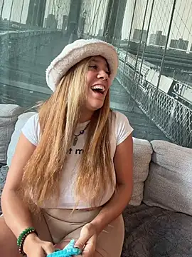 Bigbuttbrooklynn online show from February 5, 2026, 6:01 pm