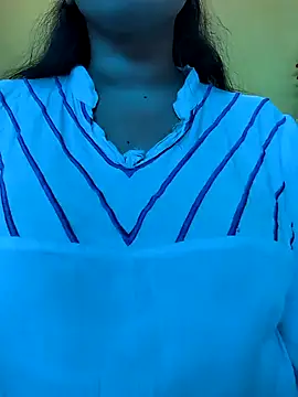 Snapshot of lovely_zara chatting on February 3, 2025, 8:46 am lovely zara online show from February 3, 2025, 8:46 am