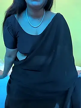 Snapshot of lovely_zara chatting on February 17, 2025, 7:58 am lovely zara online show from February 17, 2025, 7:58 am