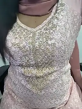 Snapshot of lovely_zara chatting on October 9, 2025, 5:55 pm lovely zara online show from October 9, 2025, 5:55 pm