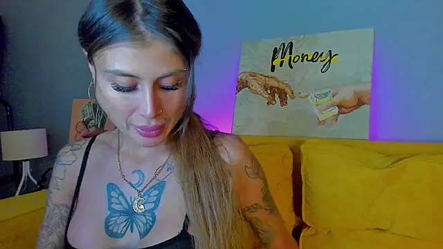 Patricia Cox online show from December 3, 2025, 7:56 pm