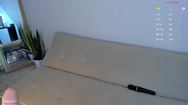 sweet pink  online show from September 21, 2025, 10:50 am