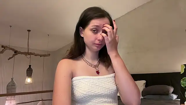  liatris  online show from February 10, 2025, 11:46 am