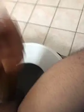 Snapshot of Lun4chuut chatting on December 24, 2024, 6:22 am Lun4chuut online show from December 24, 2024, 6:22 am