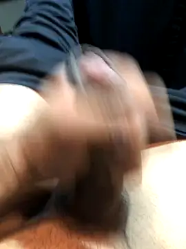 Snapshot of Lun4chuut chatting on October 19, 2025, 7:14 pm Lun4chuut online show from October 19, 2025, 7:14 pm