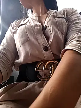 Astrid-- online show from December 6, 2024, 7:56 pm