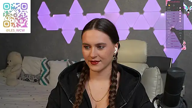 HarleyDeess online show from January 14, 2026, 7:08 pm