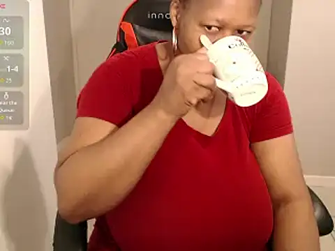 bustylisa1983 online show from October 2, 2025, 5:47 am