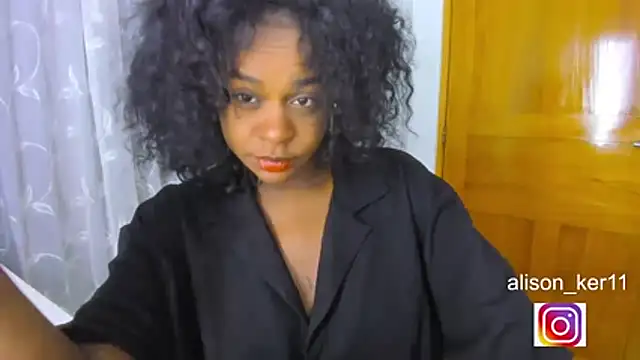 alison-ker3 online show from June 3, 2026, 6:49 am