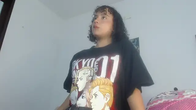 lou cute online show from January 30, 2025, 3:55 am