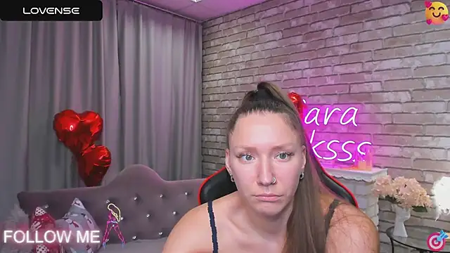 SarahCoksss online show from February 20, 2025, 3:23 am