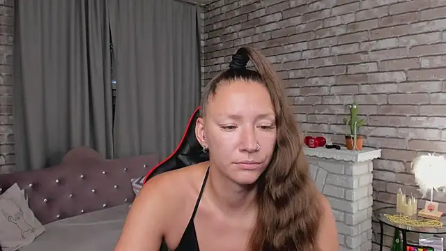 SarahCoksss online show from July 9, 2026, 12:15 am