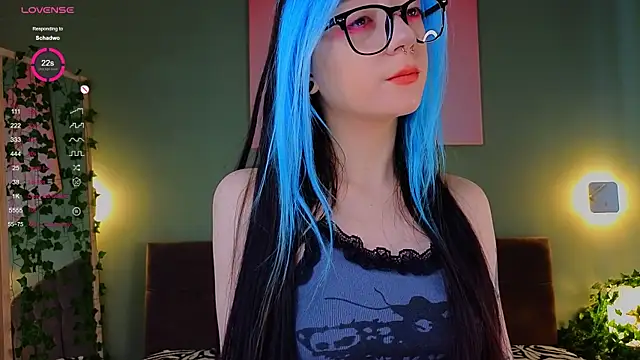 TristaRoht online show from March 9, 2025, 11:14 am