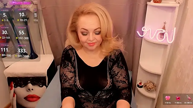 Snapshot of ShannaKingson chatting on January 10, 2025, 7:43 pm ShannaKingson online show from January 10, 2025, 7:43 pm