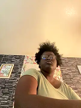 Snapshot of Yagurl__west chatting on November 6, 2025, 8:54 pm Yagurl west online show from November 6, 2025, 8:54 pm