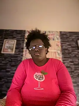 Yagurl  west online show from December 4, 2025, 6:23 am