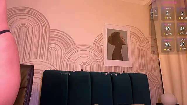 viviann evans online show from December 20, 2025, 12:07 am