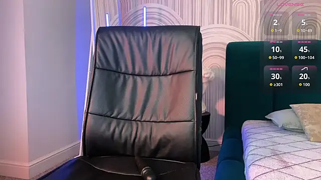 viviann evans online show from April 18, 2026, 12:36 am