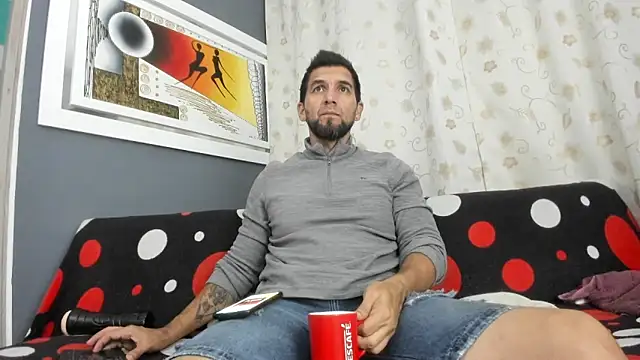 JULESLAKES online show from October 6, 2025, 1:19 pm