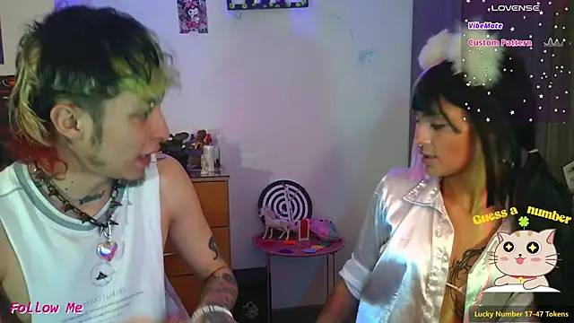 badeyes crazygoat online show from November 15, 2025, 6:37 pm