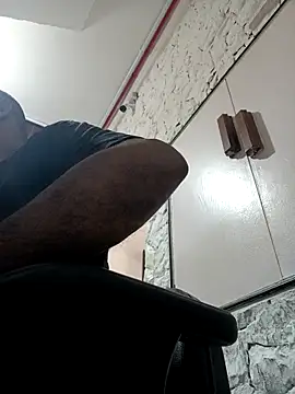 Mailsonp online show from April 22, 2026, 1:23 pm