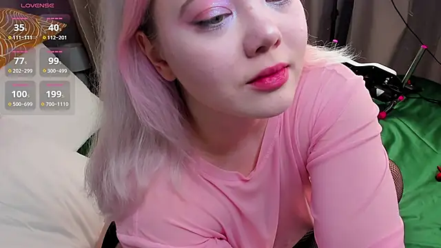 Snapshot of __KawaiiYuki__ chatting on December 23, 2024, 1:18 am   KawaiiYuki   online show from December 23, 2024, 1:18 am