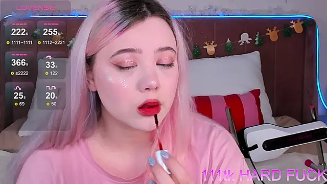 Snapshot of __KawaiiYuki__ chatting on January 5, 2025, 8:43 am   KawaiiYuki   online show from January 5, 2025, 8:43 am