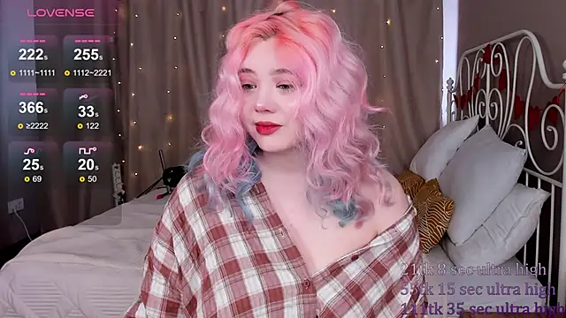 Snapshot of __KawaiiYuki__ chatting on February 21, 2025, 8:51 am   KawaiiYuki   online show from February 21, 2025, 8:51 am