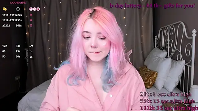 Snapshot of __KawaiiYuki__ chatting on February 27, 2025, 8:50 am   KawaiiYuki   online show from February 27, 2025, 8:50 am