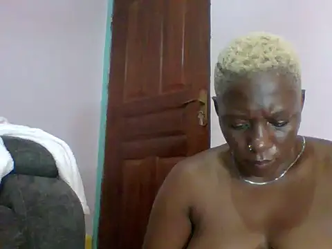 Poisonous Ivy online show from December 12, 2024, 11:50 am