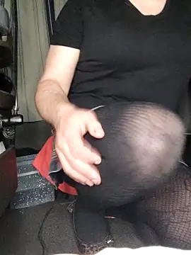 mikostriper online show from May 2, 2026, 11:32 pm