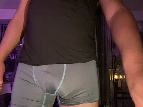 ThickDick Daddy online show from April 6, 2026, 6:47 am