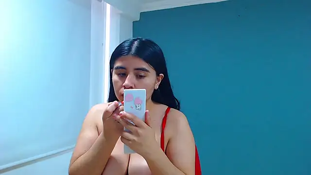 danna- roouss online show from February 11, 2026, 3:17 pm