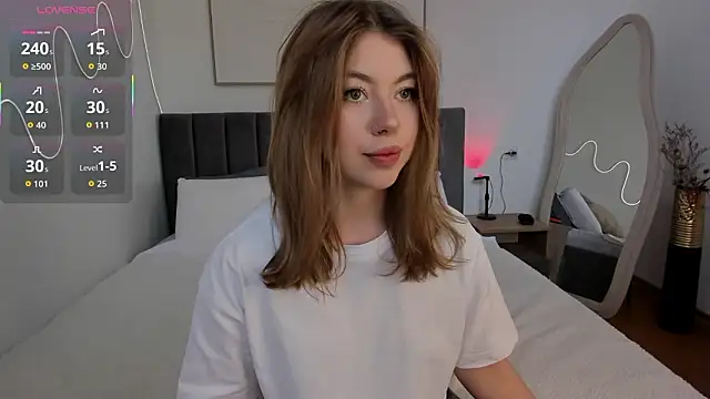 SimonaGerry online show from March 26, 2026, 6:41 am