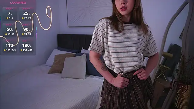 SimonaGerry online show from May 9, 2026, 4:28 am