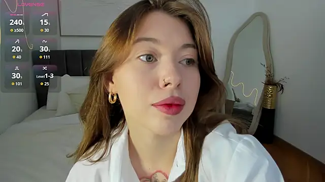 SimonaGerry online show from May 27, 2026, 4:42 am
