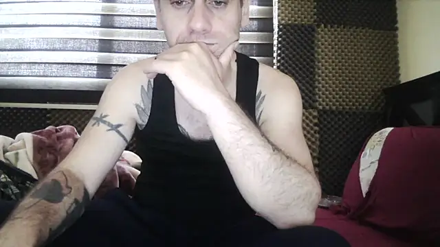 Snapshot of Arabeyes chatting on March 11, 2026, 9:37 am Arabeyes online show from March 11, 2026, 9:37 am