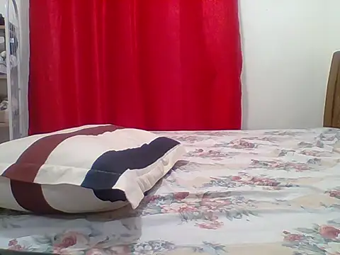 sexy  candyy online show from March 19, 2026, 4:33 pm