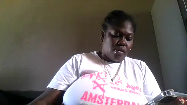 XgeileKutje online show from May 15, 2026, 5:09 pm
