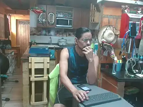 Dr Pocholate84 online show from February 26, 2025, 9:05 pm